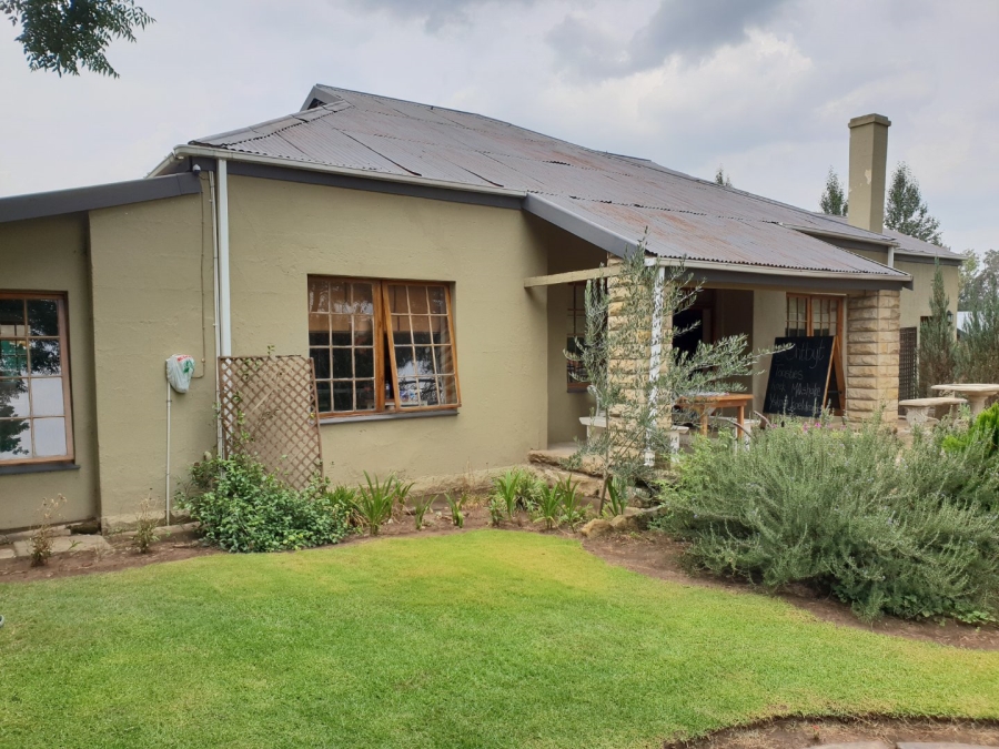 6 Bedroom Property for Sale in Senekal Free State